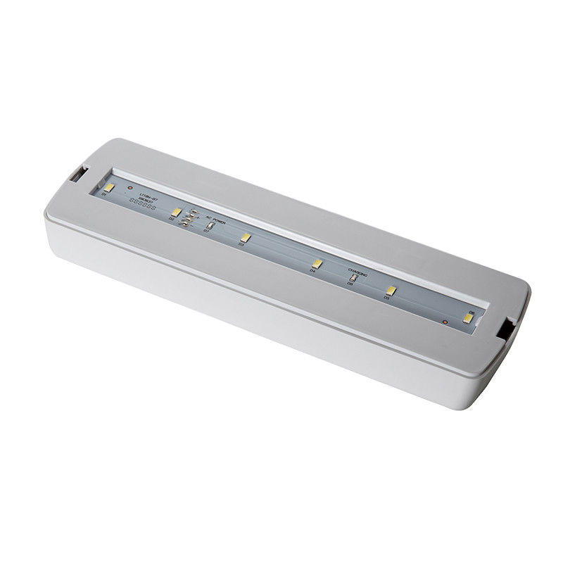 ضوء الطوارئ LED التجاري القابل لإعادة الشحن 200LM 220V 240V IP20 L116N-A1