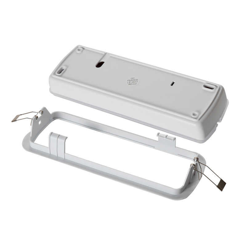 إضاءة طوارئ LED قابلة لإعادة الشحن ببطارية مدمجة، مخصصة للتركيب في السقف، مع وقت احتياطي 3 ساعات